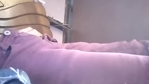 Snapshot of vujadetr chatting on 10-05-25, 06:28 vujadetr online show from 10-05-25, 06:28