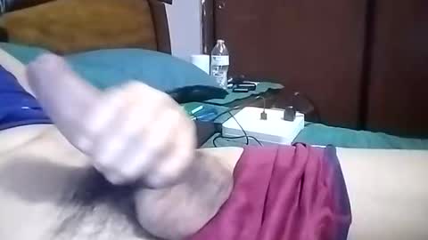 Snapshot of vujadetr chatting on 10-22-25, 07:19 vujadetr online show from 10-22-25, 07:19