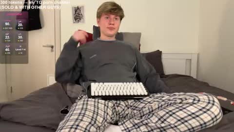 Snapshot of vvladya chatting on 03-06-26, 04:36 vvladya online show from 03-06-26, 04:36