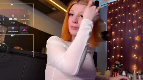 ILONA A week goal new laptop online show from 05-09-26, 10:53