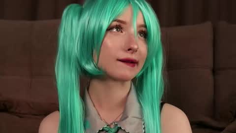 Nana online show from 10-24-25, 04:20