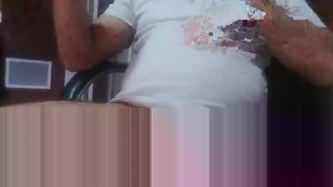 Hothardick online show from 04-18-26, 04:05