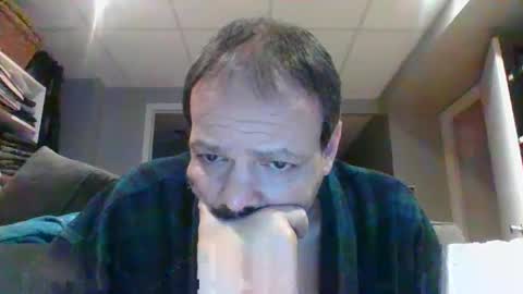walker033 online show from 02-09-25, 04:04