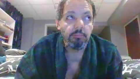 walker033 online show from 11-28-25, 05:10