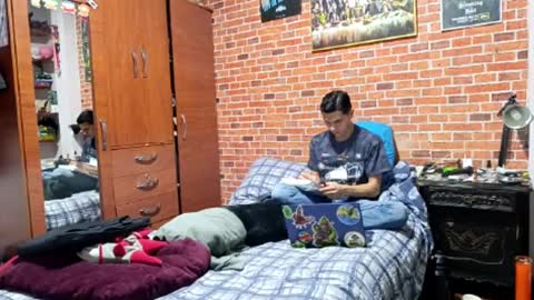 SchoolBoy420 online show from 02-14-25, 09:03