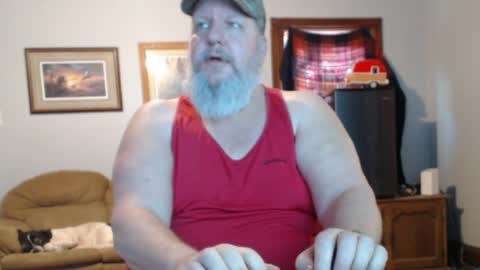 Snapshot of walkingbird chatting on 04-10-26, 10:58 walkingbird online show from 04-10-26, 10:58