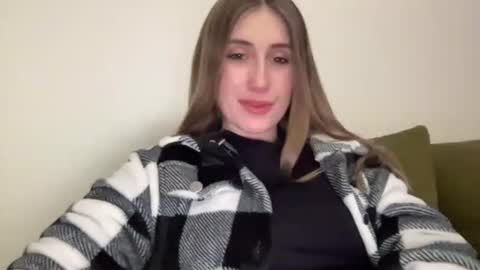 Snapshot of walkiria19 chatting on 01-12-26, 06:35 walkiria19 online show from 01-12-26, 06:35