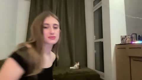 Snapshot of walkiria19 chatting on 03-13-26, 06:58 walkiria19 online show from 03-13-26, 06:58