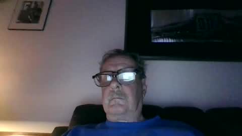 Snapshot of wally813 chatting on 01-22-25, 06:20 wally online show from 01-22-25, 06:20
