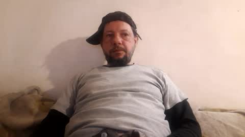 Snapshot of wand_dick chatting on 03-16-26, 01:11 Luki69 online show from 03-16-26, 01:11