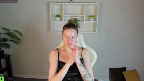 Wanda online show from 09-25-25, 02:21