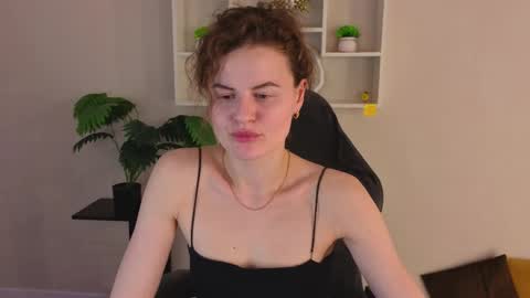 Wanda online show from 04-15-26, 01:40