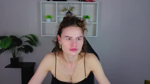 Snapshot of wanda_gomez chatting on 05-15-26, 01:51 Wanda online show from 05-15-26, 01:51