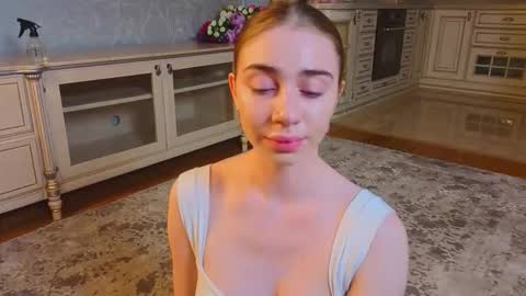 hello guys im Lilian online show from 09-15-25, 03:17