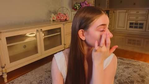 hello guys im Lilian online show from 12-03-25, 03:03