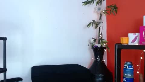 Snapshot of wandalivee chatting on 01-09-26, 06:16 Wanda online show from 01-09-26, 06:16