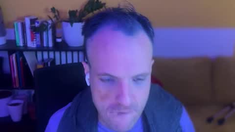 Snapshot of wander_jack chatting on 10-22-25, 03:18 Jack online show from 10-22-25, 03:18