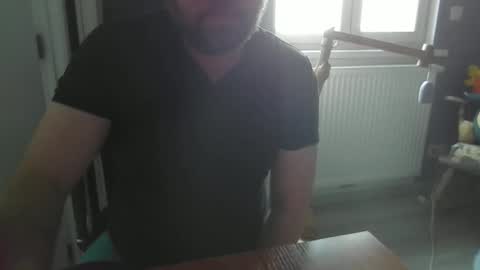 Snapshot of wanderlook chatting on 03-12-26, 01:50 wanderlook online show from 03-12-26, 01:50