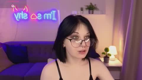 Snapshot of wandy_di chatting on 12-04-25, 09:45 Wandy online show from 12-04-25, 09:45