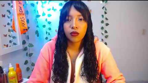 Snapshot of warisgoddes chatting on 07-16-26, 10:32 EMILY online show from 07-16-26, 10:32