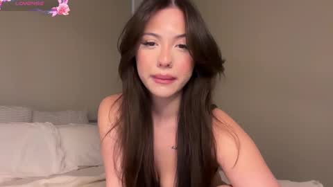 Snapshot of wasianbby chatting on 02-17-25, 09:03 Hey my name is Mila Girl next door x online show from 02-17-25, 09:03