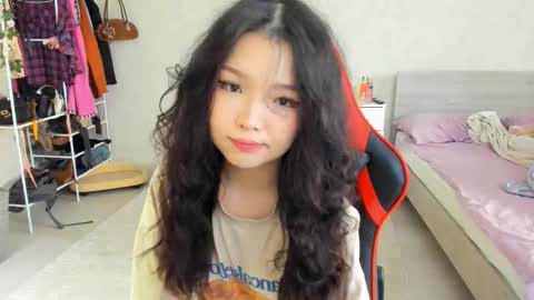 Snapshot of wastforu chatting on 11-13-25, 08:24 wastforu online show from 11-13-25, 08:24