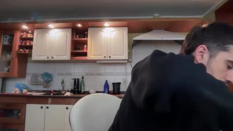 wearetwo online show from 10-28-25, 03:04