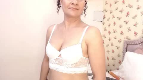 Milf Latina online show from 03-10-26, 02:33