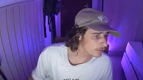 wave_boyy online show from 04-29-26, 02:43