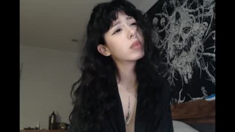 Mina online show from 06-23-26, 10:19