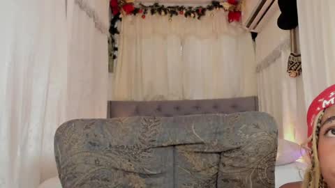 Snapshot of wayuu_goddess chatting on 12-22-24, 07:31 Wayuu Goddess 3 online show from 12-22-24, 07:31