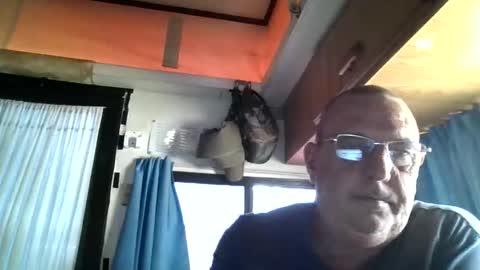 Snapshot of wazahardon2 chatting on 11-19-25, 02:55 wazahardon2 online show from 11-19-25, 02:55