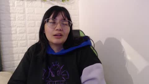 Snapshot of we_n_you chatting on 03-06-25, 01:57 Trixie 3 online show from 03-06-25, 01:57