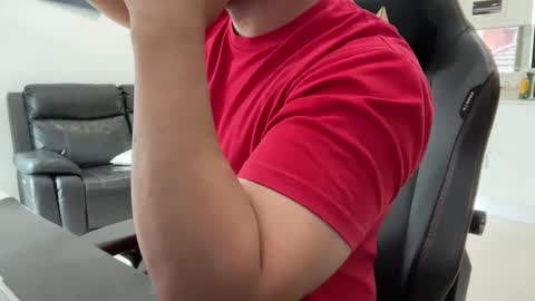 Snapshot of weaponx1 chatting on 01-09-25, 09:37 Weapon X online show from 01-09-25, 09:37