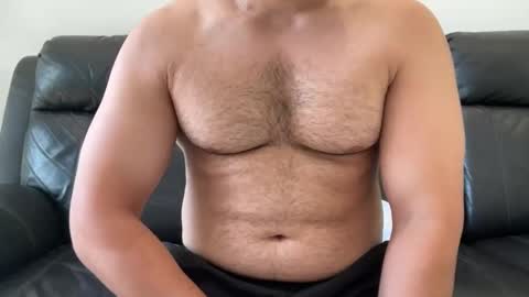 Snapshot of weaponx1 chatting on 01-22-25, 01:42 Weapon X online show from 01-22-25, 01:42