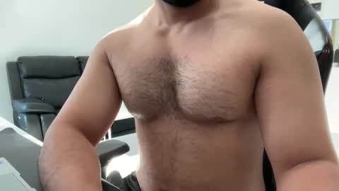 Snapshot of weaponx1 chatting on 01-23-25, 08:56 Weapon X online show from 01-23-25, 08:56