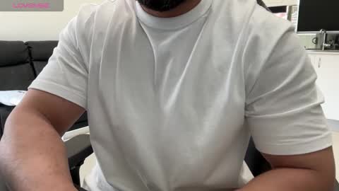 Snapshot of weaponx1 chatting on 09-24-25, 02:04 Weapon X online show from 09-24-25, 02:04