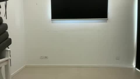 Snapshot of weaponx1 chatting on 11-23-25, 03:39 Weapon X online show from 11-23-25, 03:39