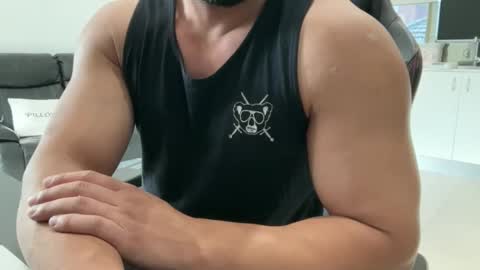 Snapshot of weaponx1 chatting on 01-06-26, 08:56 Weapon X online show from 01-06-26, 08:56