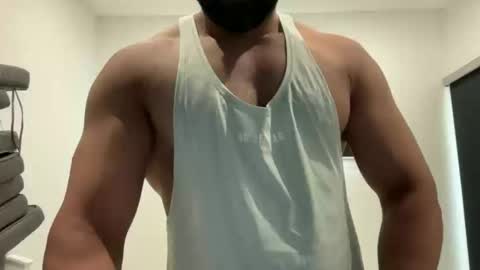 Snapshot of weaponx1 chatting on 03-08-26, 10:57 Weapon X online show from 03-08-26, 10:57