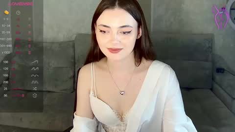 Snapshot of weareyoursun chatting on 03-07-25, 09:48 Alice online show from 03-07-25, 09:48