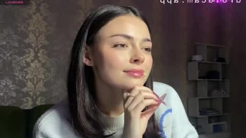 Snapshot of weareyoursun chatting on 02-27-26, 06:41 Alice online show from 02-27-26, 06:41