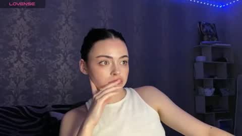 Alice online show from 04-17-26, 06:22