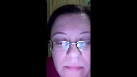Snapshot of webgirl2 chatting on 12-22-24, 12:17 Marina online show from 12-22-24, 12:17