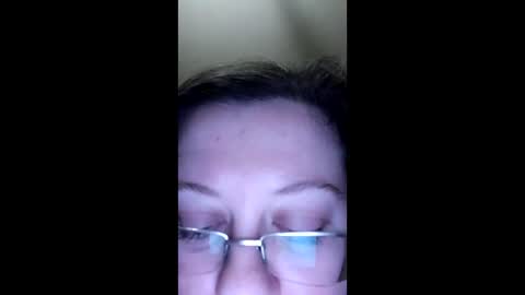 Snapshot of webgirl2 chatting on 12-27-24, 11:42 Marina online show from 12-27-24, 11:42