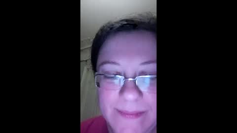 Snapshot of webgirl2 chatting on 12-28-24, 03:15 Marina online show from 12-28-24, 03:15