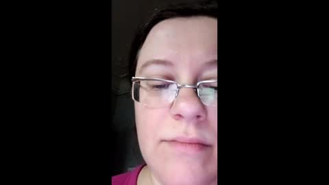 Snapshot of webgirl2 chatting on 01-09-25, 02:07 Marina online show from 01-09-25, 02:07