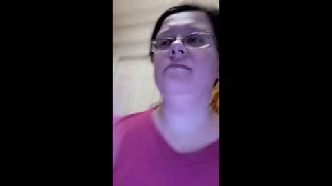 Snapshot of webgirl2 chatting on 02-04-25, 01:02 Marina online show from 02-04-25, 01:02