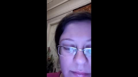 Snapshot of webgirl2 chatting on 02-07-25, 11:34 Marina online show from 02-07-25, 11:34