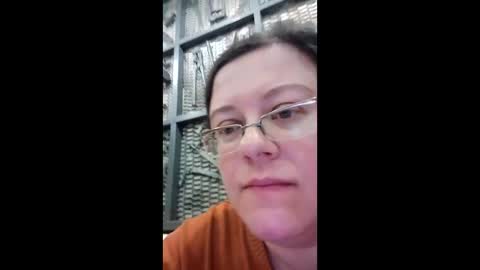 Snapshot of webgirl2 chatting on 03-10-25, 05:39 Marina online show from 03-10-25, 05:39